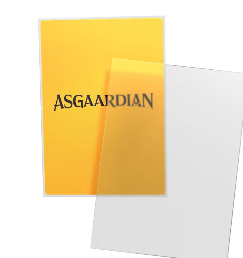 Asgaardian Standard (66,2x91,5mm) 100 Sleeves - Frosted Clear