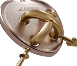 Huzzle Cast Puzzle - Amour (level 5)