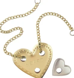 Huzzle Cast Puzzle - Heart (level 4)