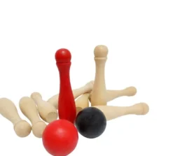 Outdoor Play - Bowlen